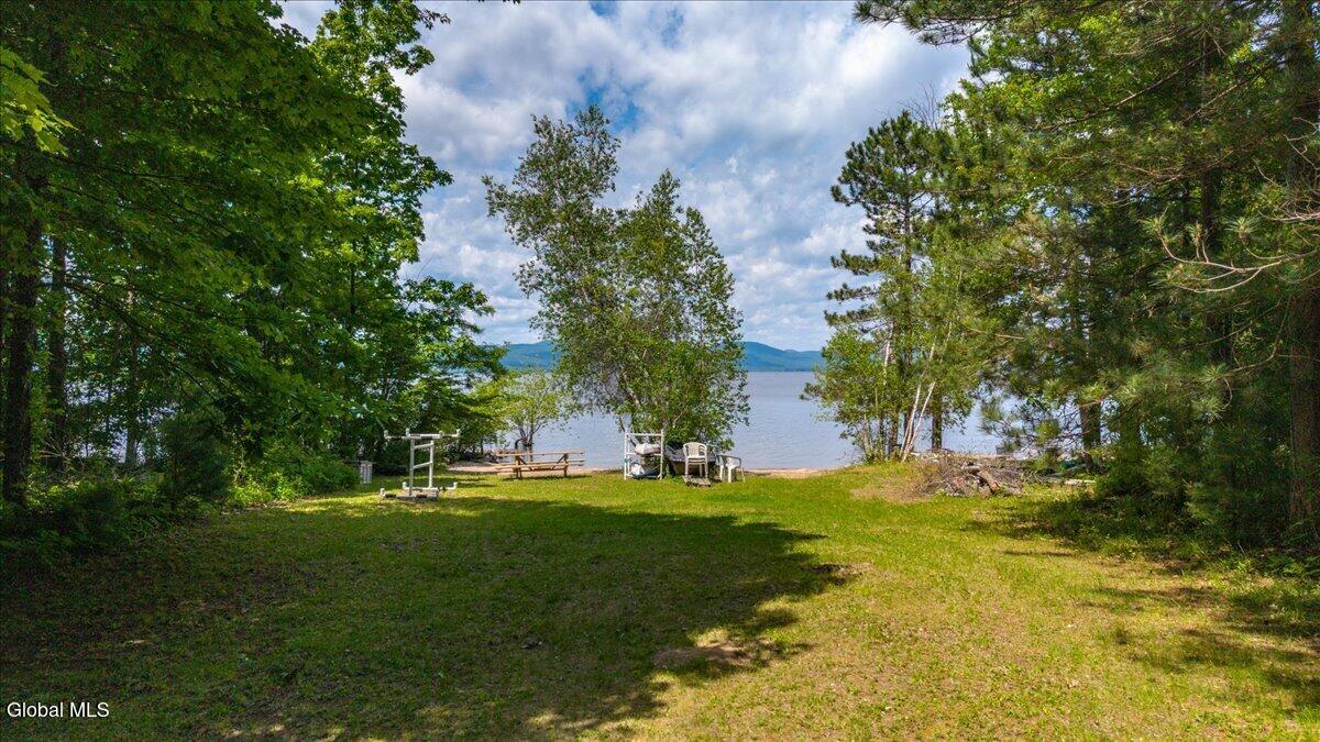 109 Eidsvoll Road Broadalbin NY 12025