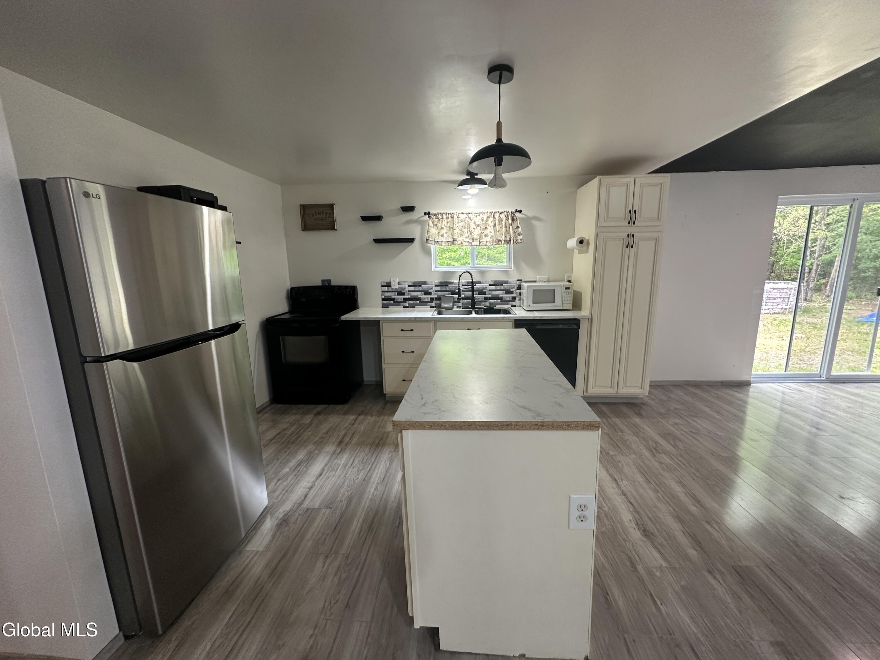 1073 Middleline Road Ballston Spa NY 12020
