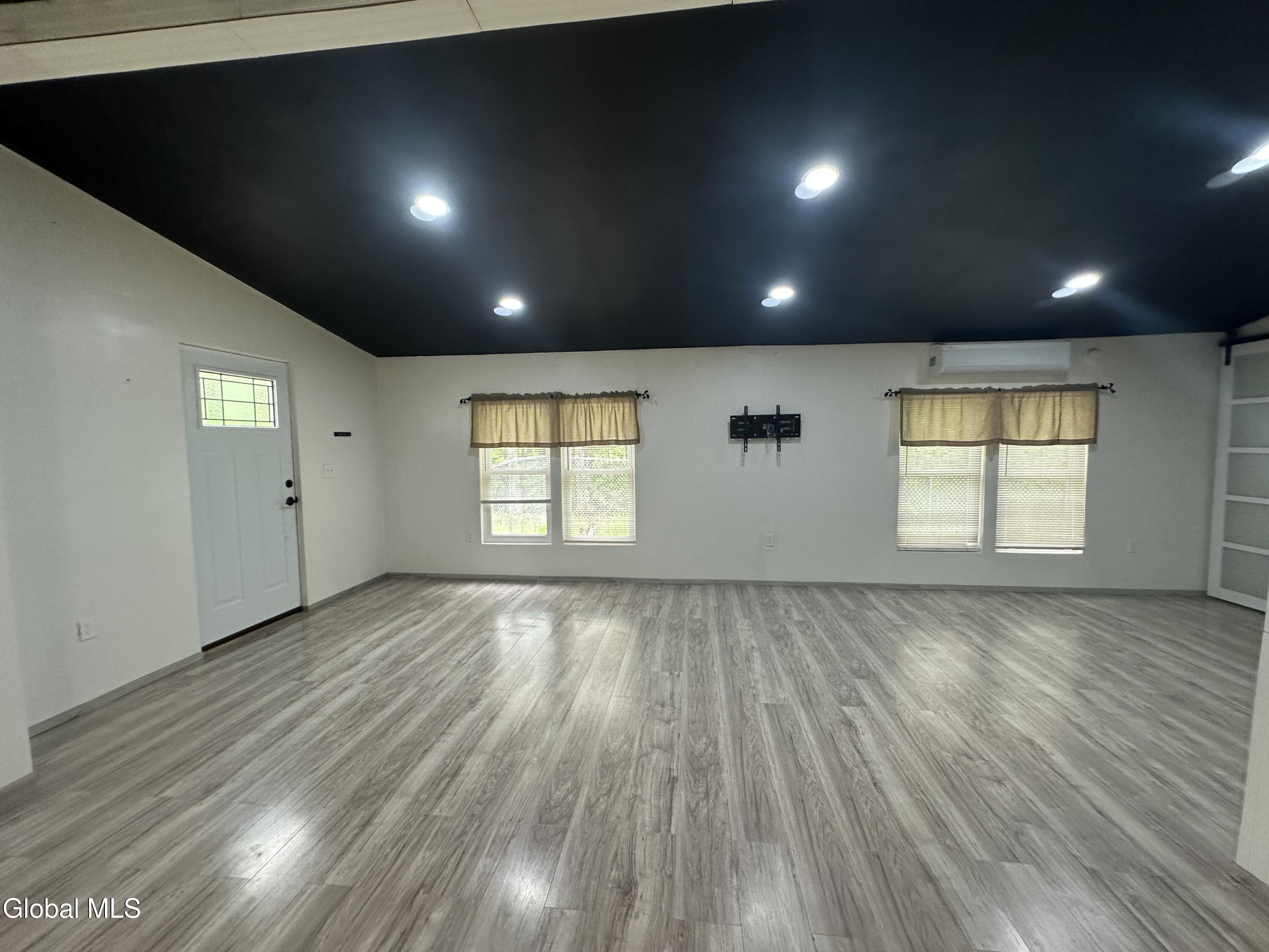 1073 Middleline Road Ballston Spa NY 12020
