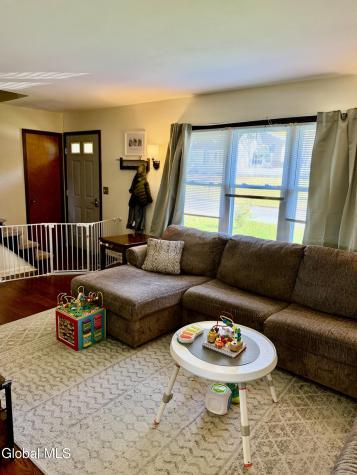 18 James Lane Troy NY 12182