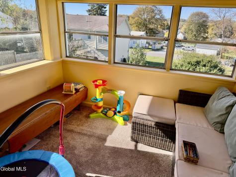 18 James Lane Troy NY 12182