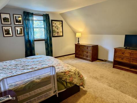 18 James Lane Troy NY 12182