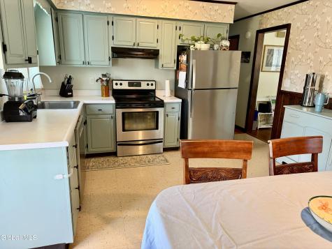 18 James Lane Troy NY 12182