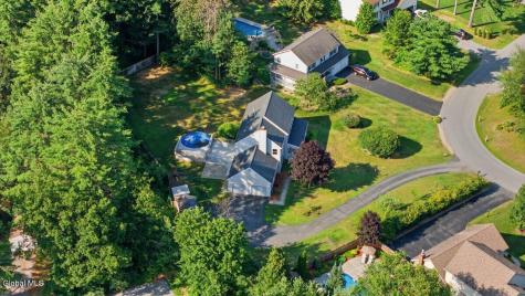 20 Queens Lane Queensbury NY 12804