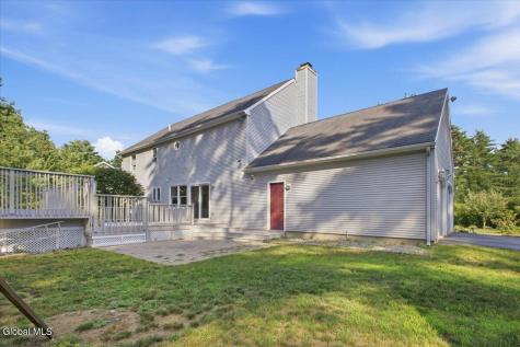 20 Queens Lane Queensbury NY 12804