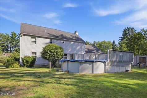 20 Queens Lane Queensbury NY 12804