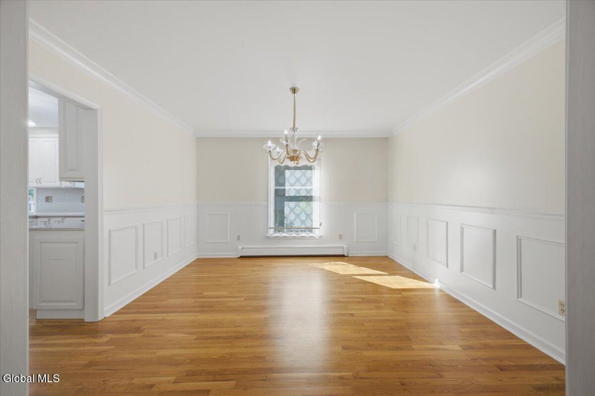20 Queens Lane Queensbury NY 12804