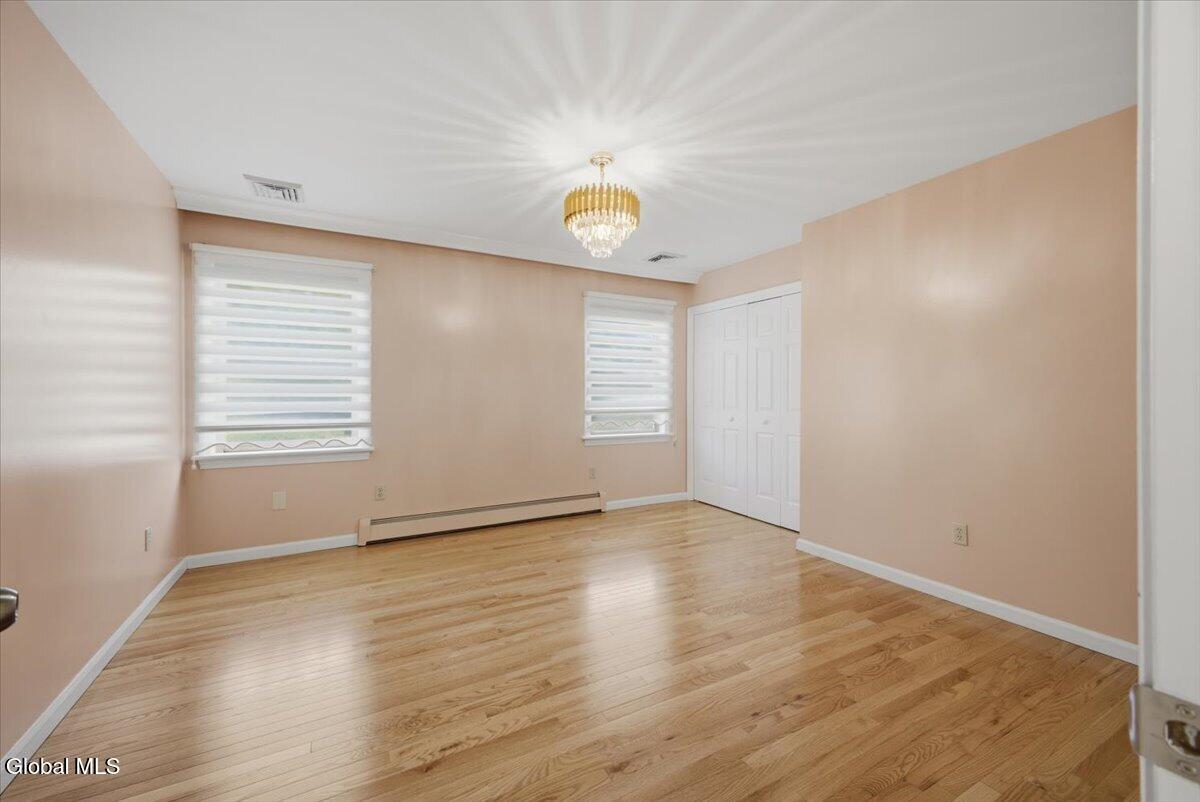 20 Queens Lane Queensbury NY 12804