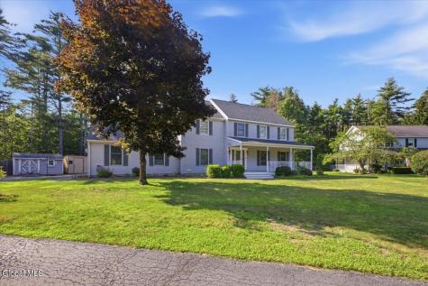 20 Queens Lane Queensbury NY 12804