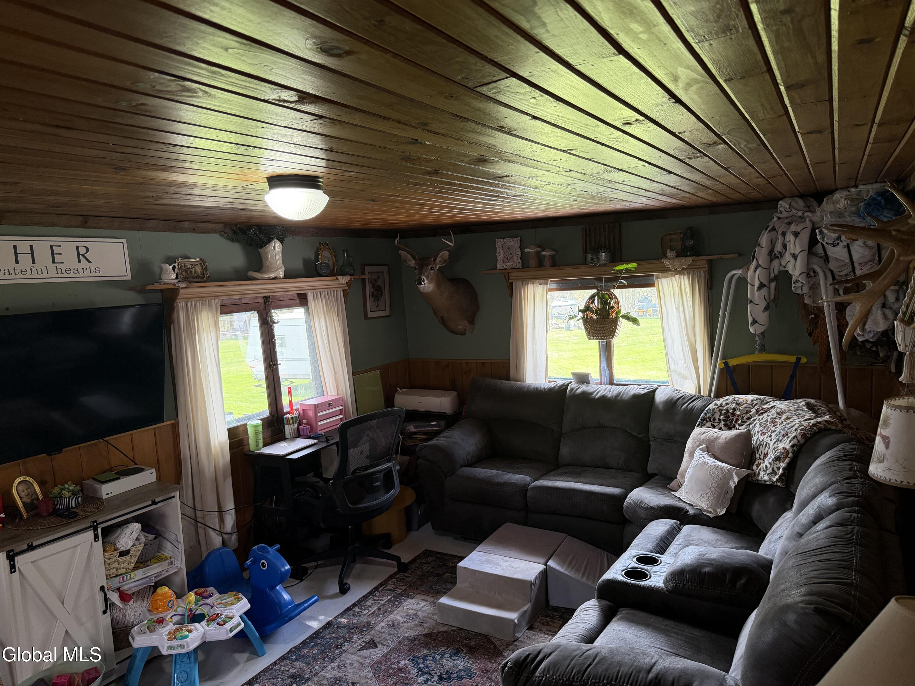 401 Fairy Lake Road Moriah NY 12960