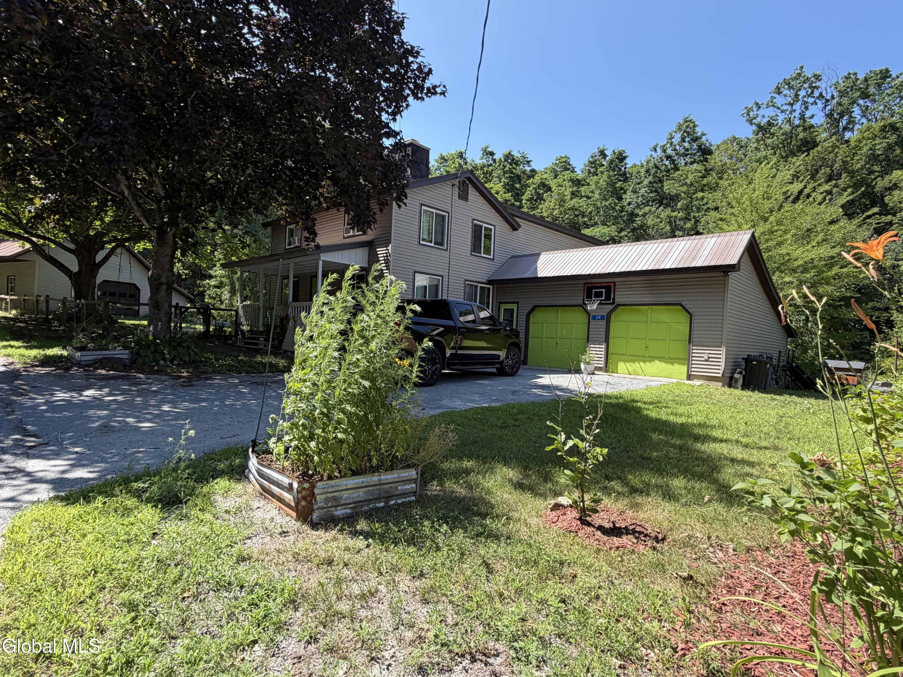 24 Lakeview Avenue Moriah NY 12960