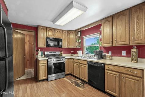 144 Haswell Road Latham NY 12110