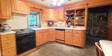 184 Cloos Road Hunter NY 12442