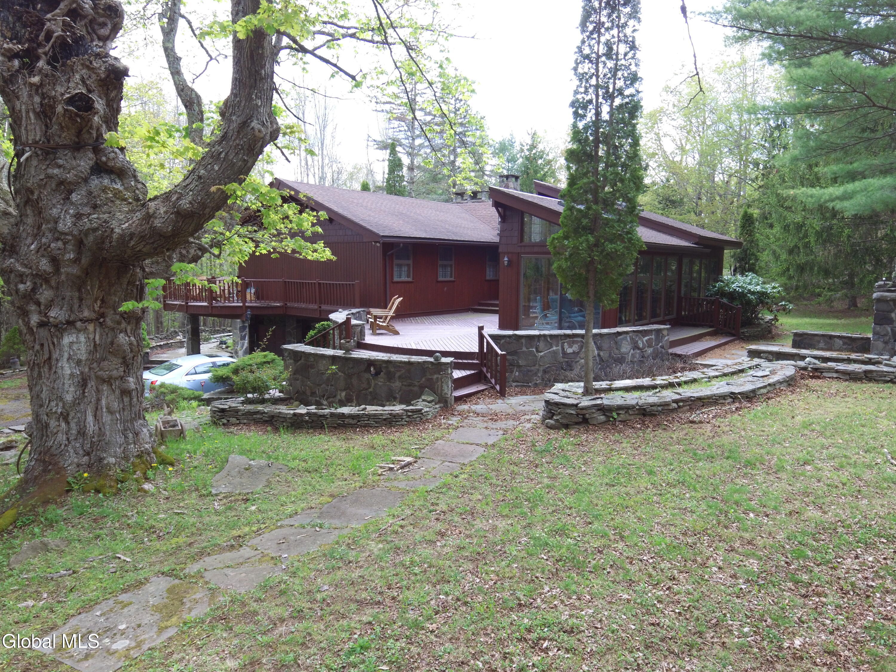 184 Cloos Road Hunter NY 12442