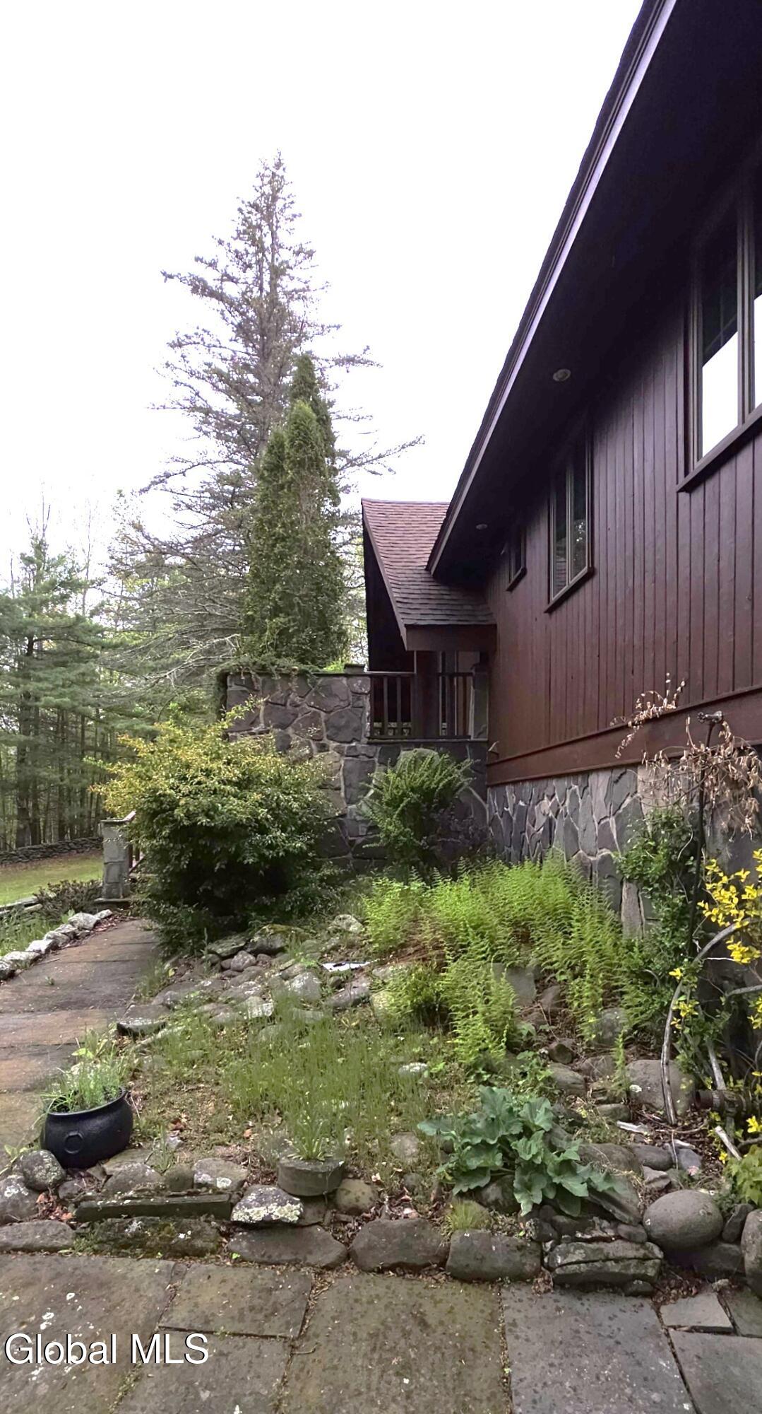 184 Cloos Road Hunter NY 12442