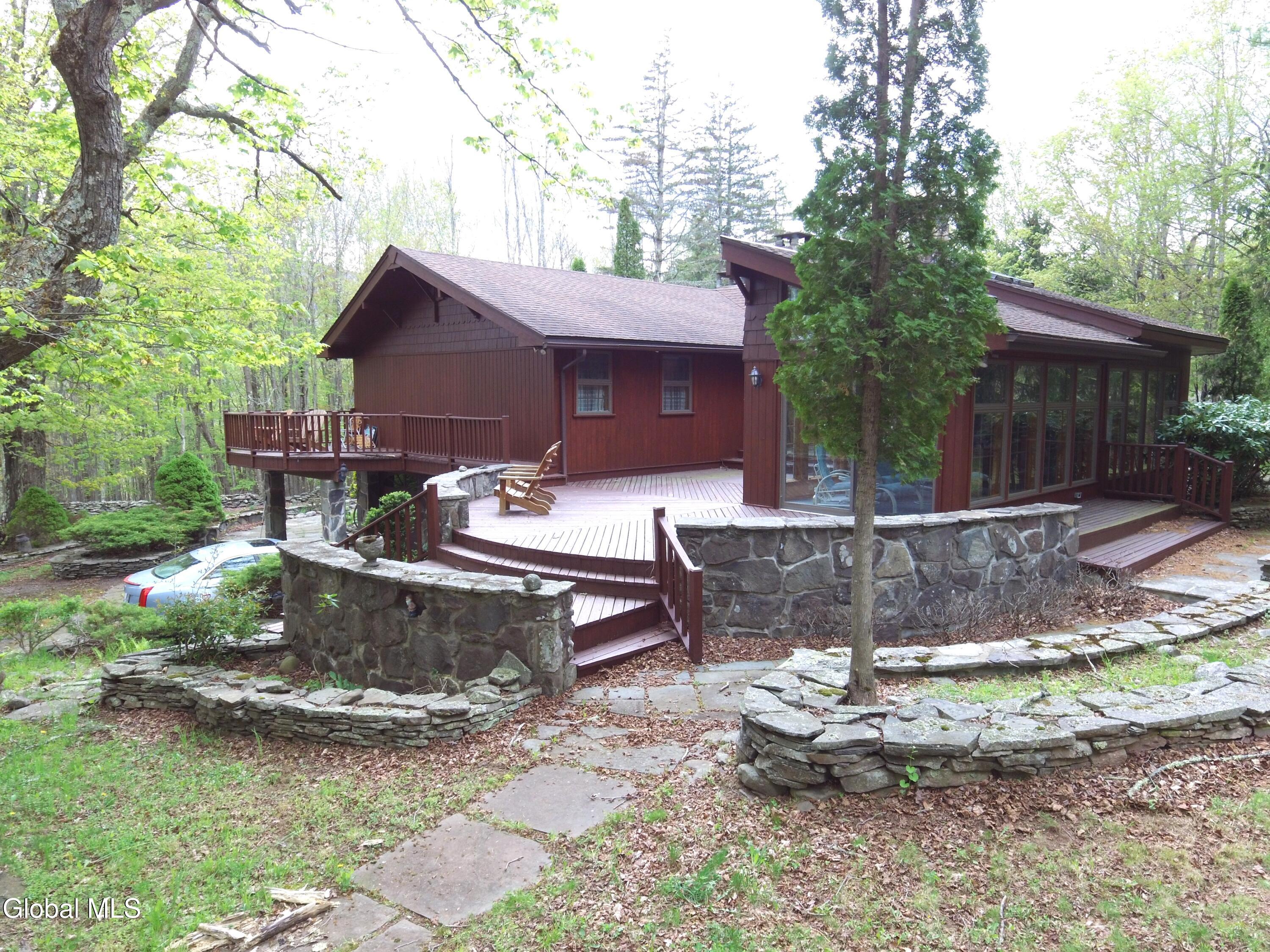 184 Cloos Road Hunter NY 12442