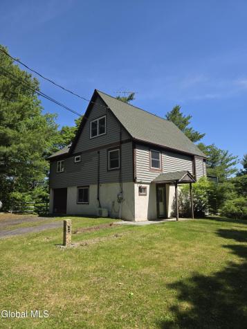 411 Thacher Park Road Voorheesville NY 12186