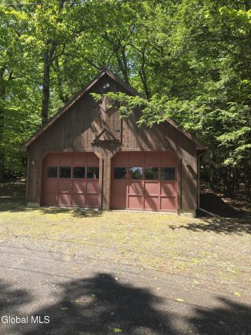 411 Thacher Park Road Voorheesville NY 12186