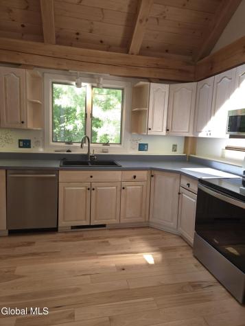 411 Thacher Park Road Voorheesville NY 12186