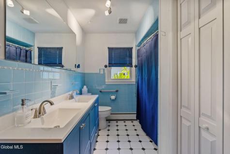 42 Edson Street Amsterdam NY 12010