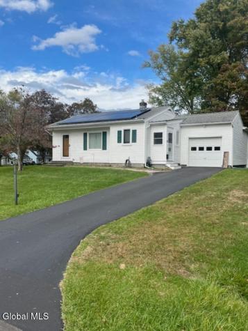 7 Merrifield Place Delmar NY 12054