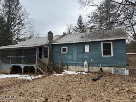 1816 Route 32n Gansevoort NY 12831