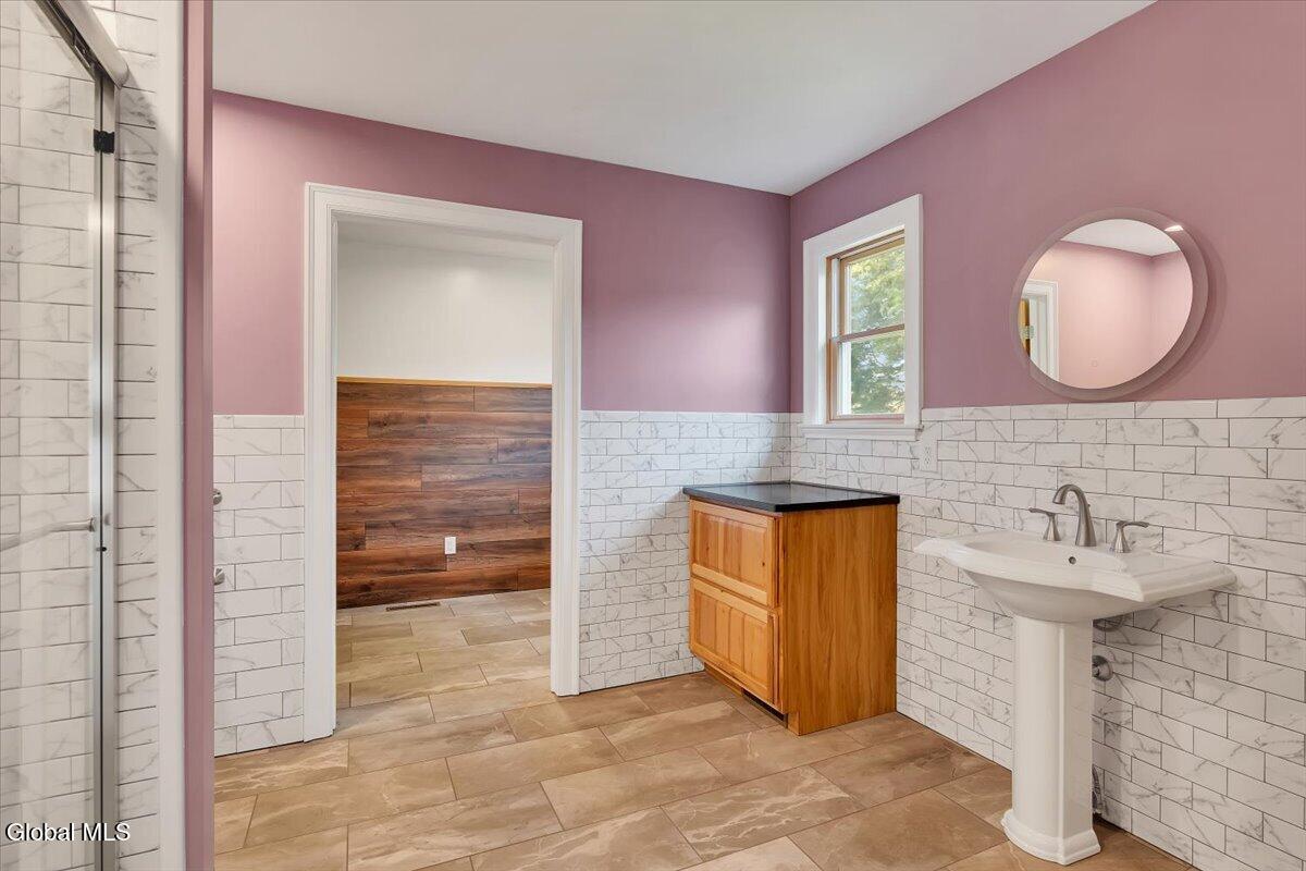 3405 Rynex Corners Road Pattersonville NY 12137