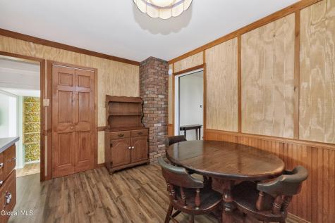 77 Oakdale Avenue Schenectady NY 12306