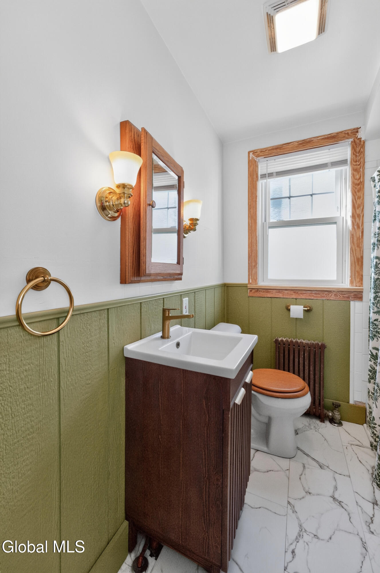 77 Oakdale Avenue Schenectady NY 12306