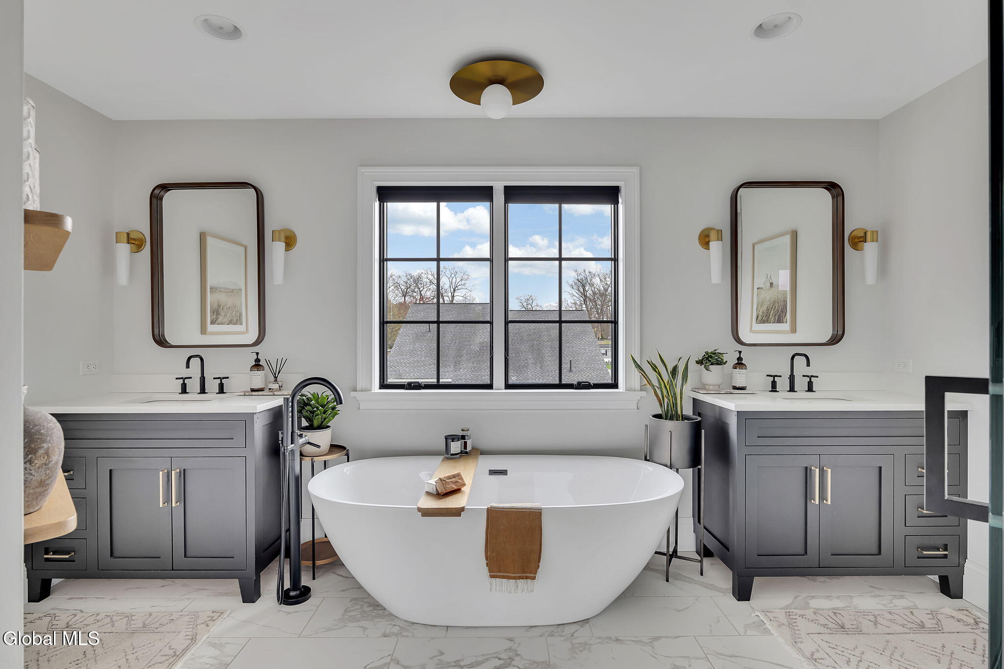 315 Jefferson Street Saratoga Springs NY 12866