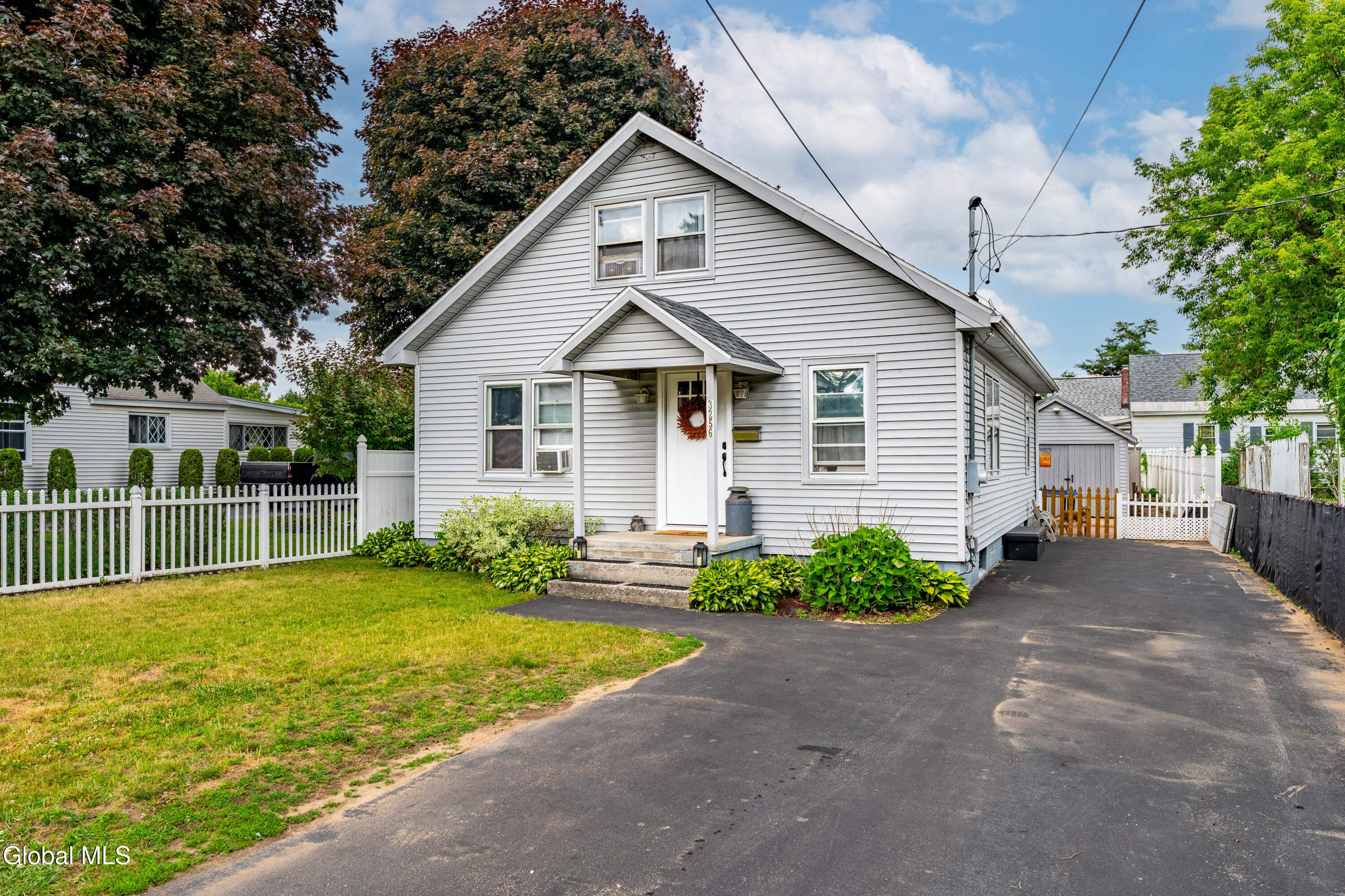 3256 Williams Street Schenectady NY 12306
