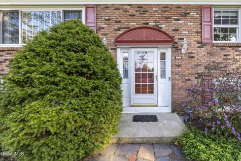 3158 Lone Pine Road Schenectady NY 12303