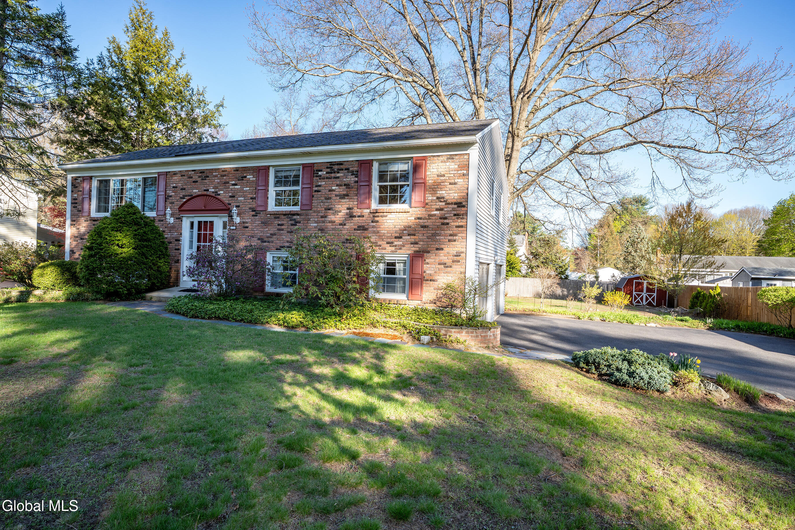 3158 Lone Pine Road Schenectady NY 12303