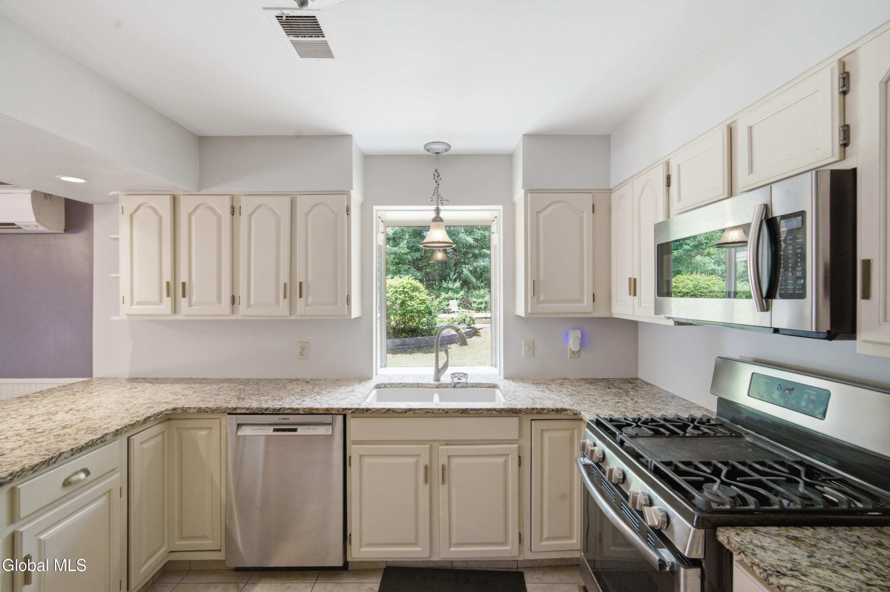71 Edie Road Saratoga Springs NY 12866