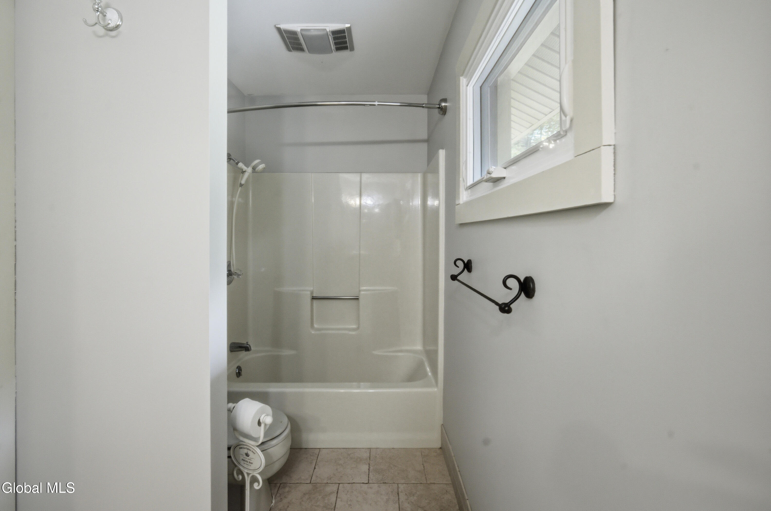 71 Edie Road Saratoga Springs NY 12866