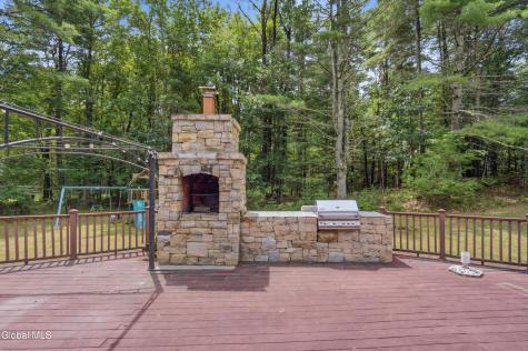 71 Edie Road Saratoga Springs NY 12866