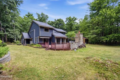 71 Edie Road Saratoga Springs NY 12866
