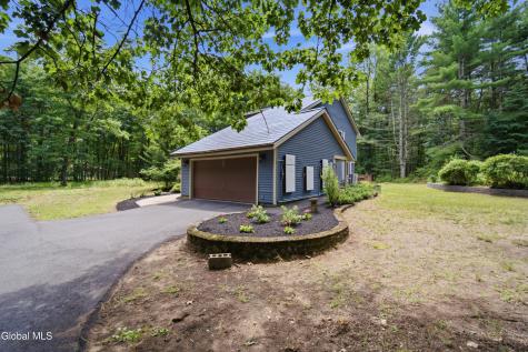 71 Edie Road Saratoga Springs NY 12866