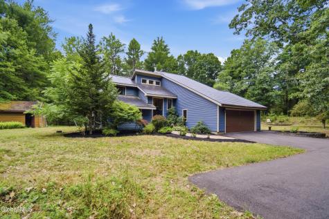 71 Edie Road Saratoga Springs NY 12866