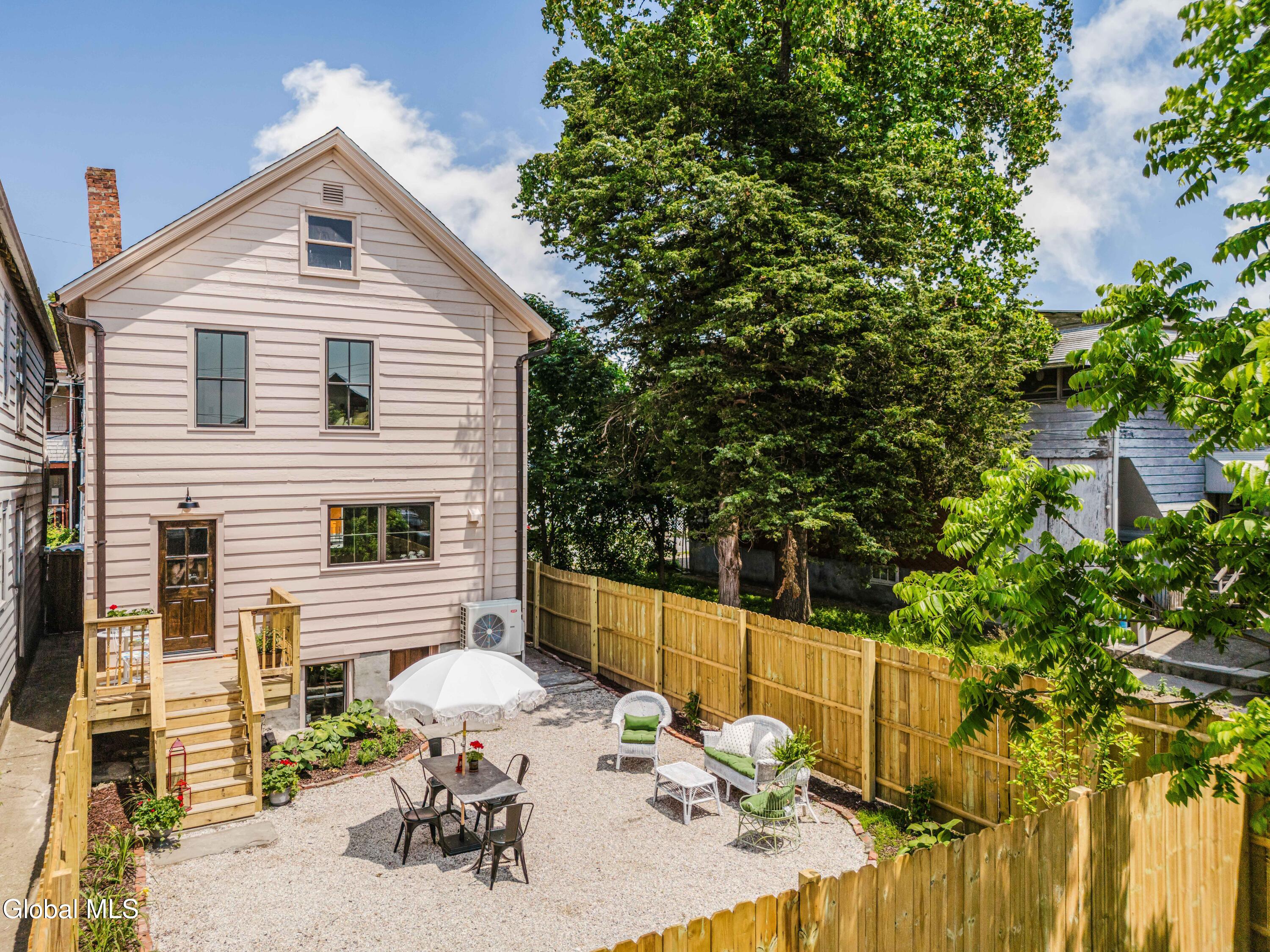 225 Robinson Street Hudson NY 12534
