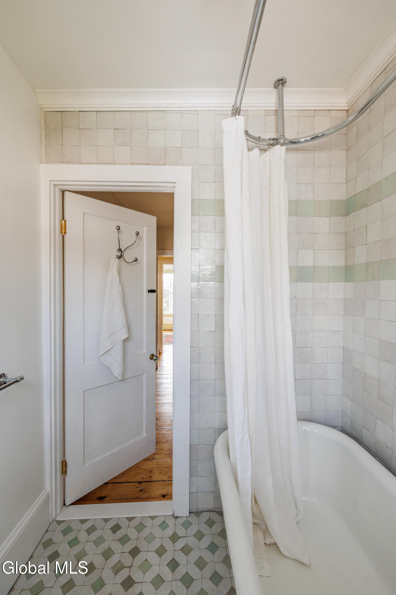 225 Robinson Street Hudson NY 12534