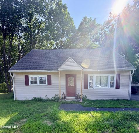 4 Circular Drive Hudson Falls NY 12839