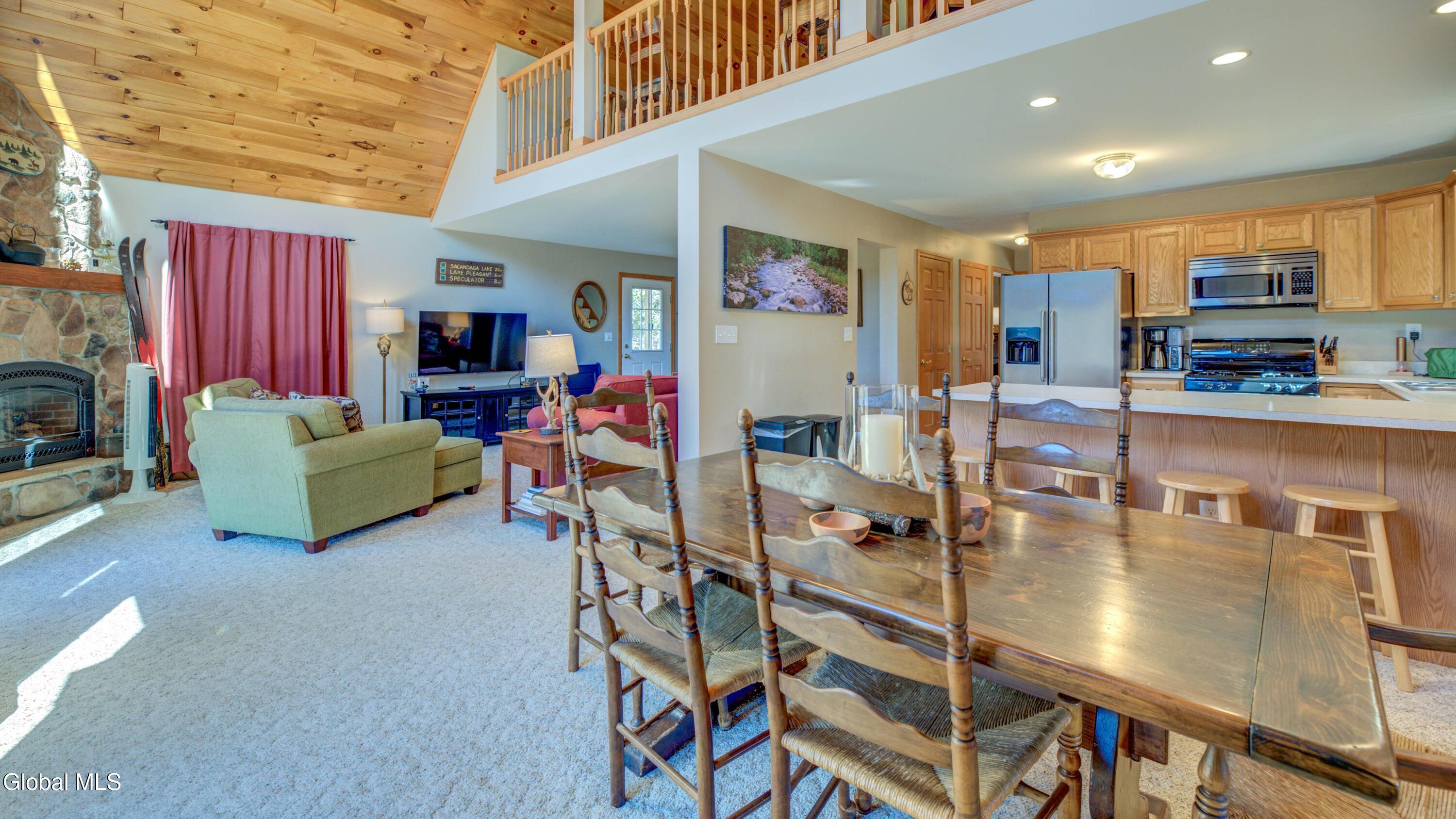 106 Howards Lane Lake Pleasant NY 12108
