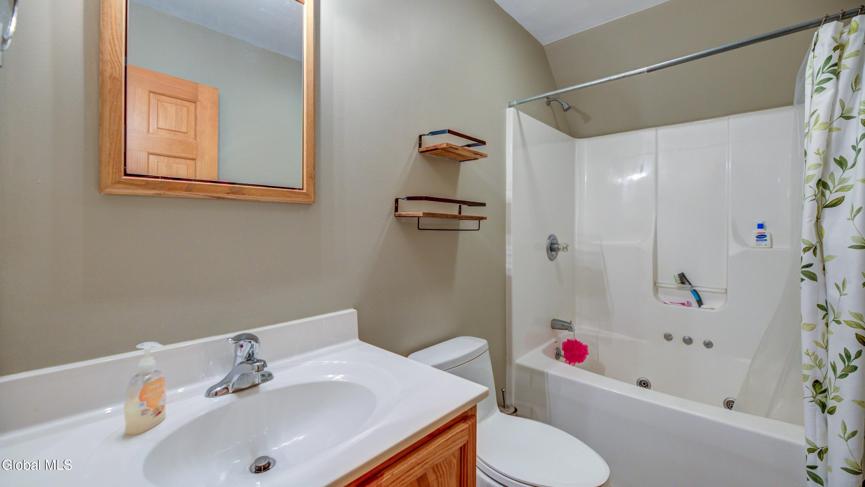 106 Howards Lane Lake Pleasant NY 12108