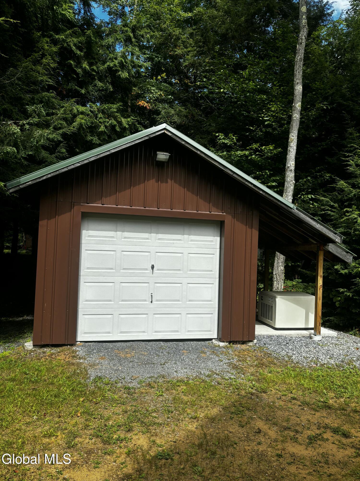 106 Howards Lane Lake Pleasant NY 12108
