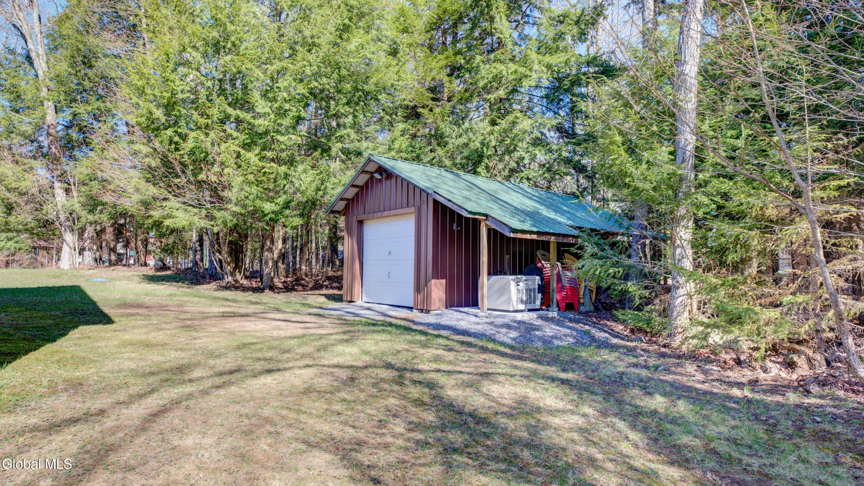 106 Howards Lane Lake Pleasant NY 12108