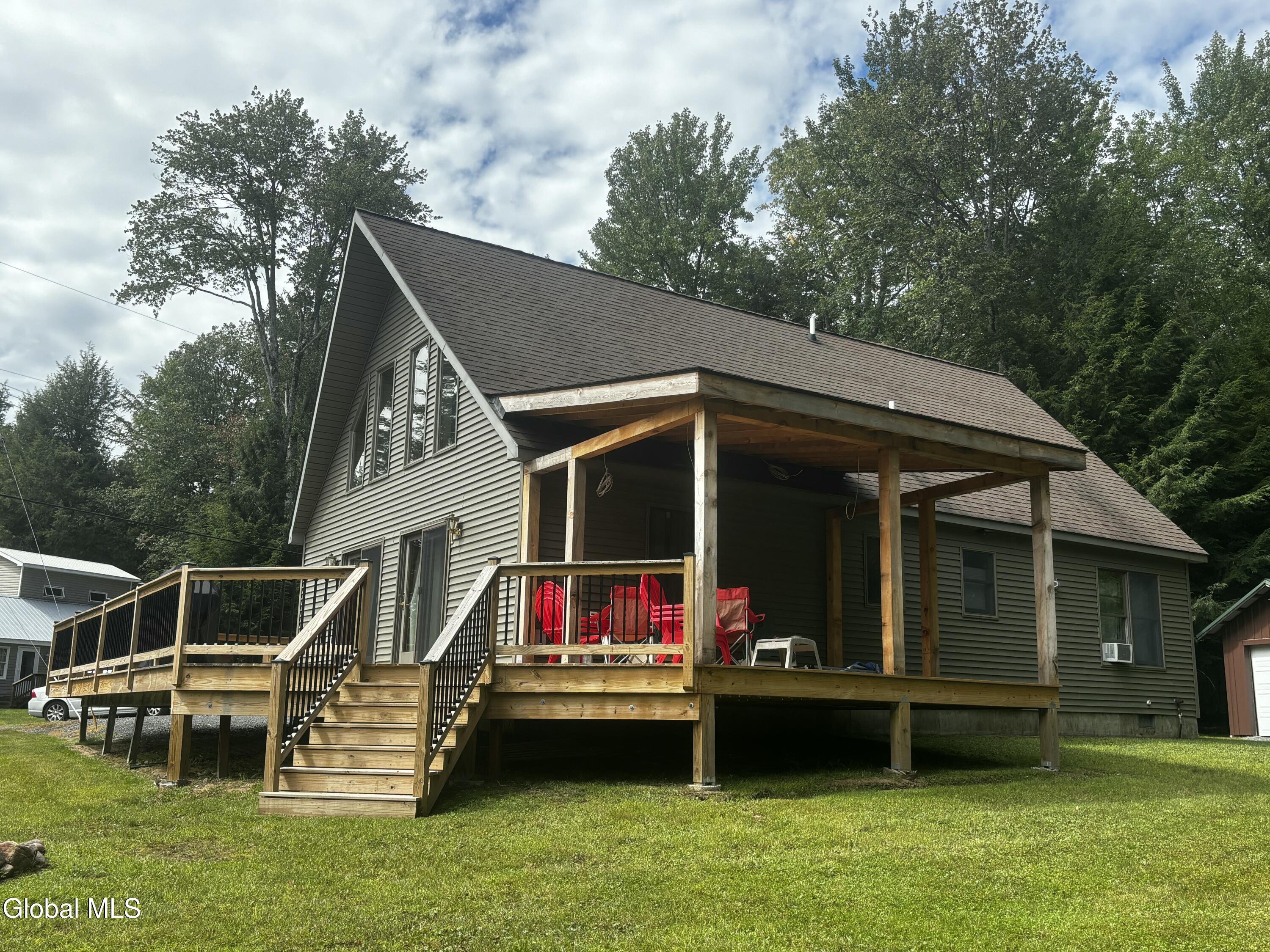 106 Howards Lane Lake Pleasant NY 12108