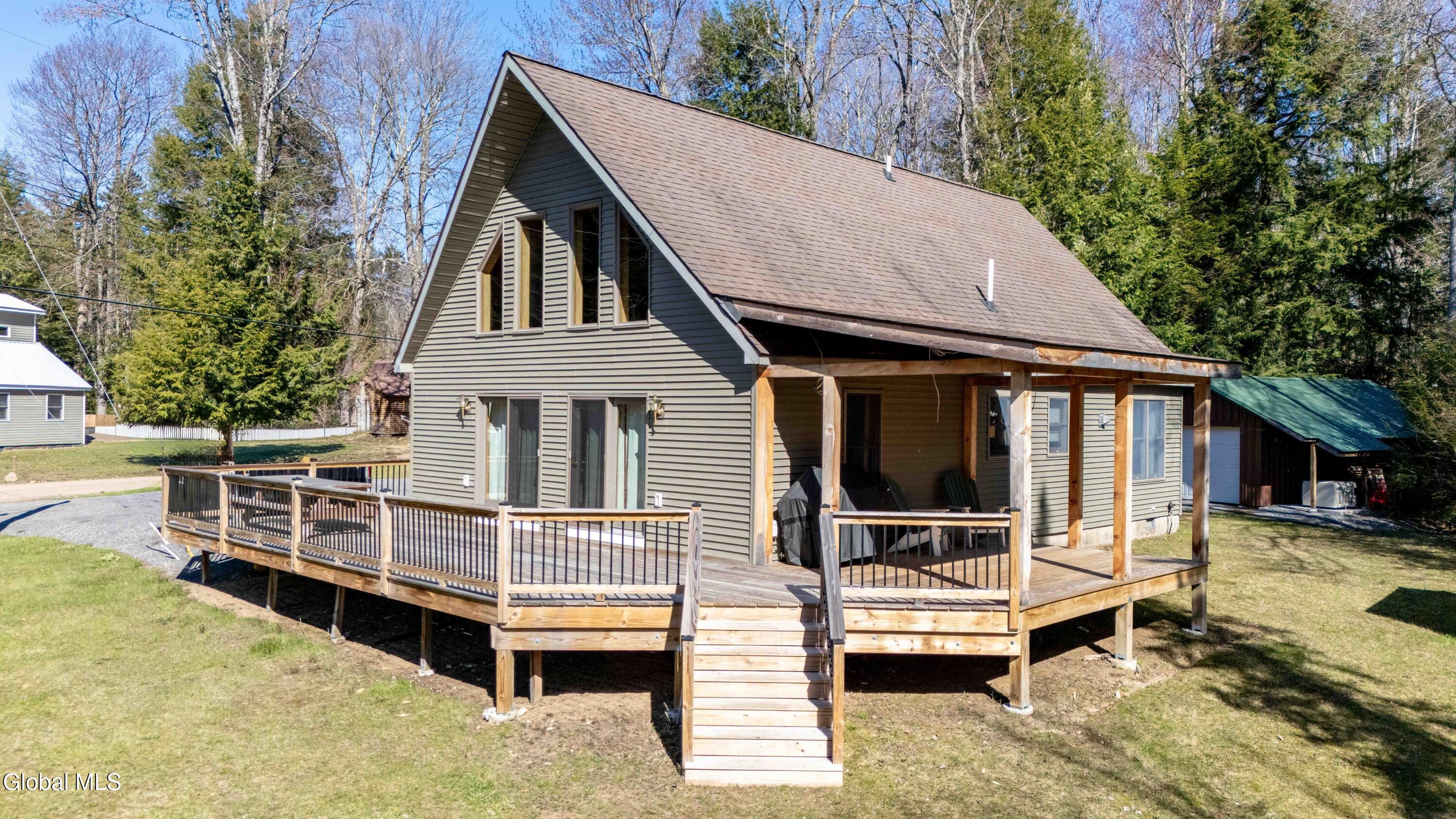 106 Howards Lane Lake Pleasant NY 12108