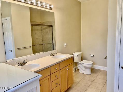 11 Brinker Way Loudonville NY 12211