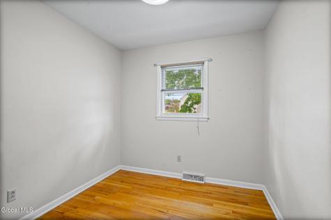 28 Corliss Avenue Rensselaer NY 12144